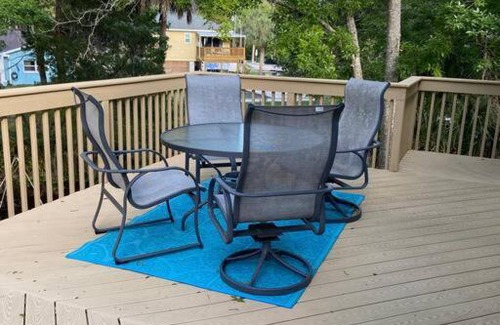Weeki Wachee Gardens Maison | Riverside house 6-kayaks manatees bikes fire pit