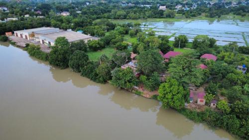 Central River Cabine | Riverside Lodge Bansang