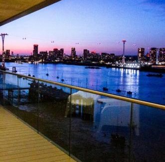 Peninsula Appartement | RiverSide- London Greenwich O2 Arena 2Bed Flat
