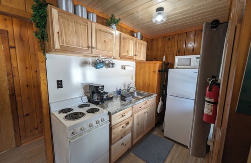 Park Rapids Cabine | Riverside Point Resort #3 | 2 Bed, 1 Bath