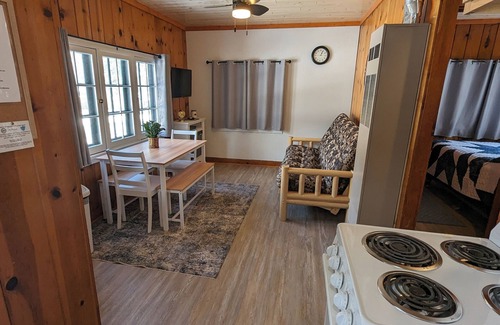 Park Rapids Cabine | Riverside Point Resort #3 | 2 Bed, 1 Bath