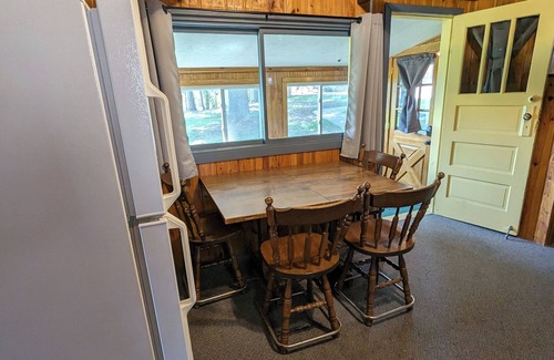 Park Rapids Cabine | Riverside Point Resort #8 | 2 Bed, 1 Bath