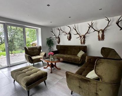 Trhova Hradska Appartement | Riverside Residence