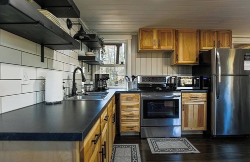 Webster Cabine | Riverside Retreat- A small cabin for big memories!