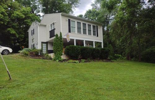 Shenandoah Maison | Riverside Serenity- A Picturesque Retreat cottage