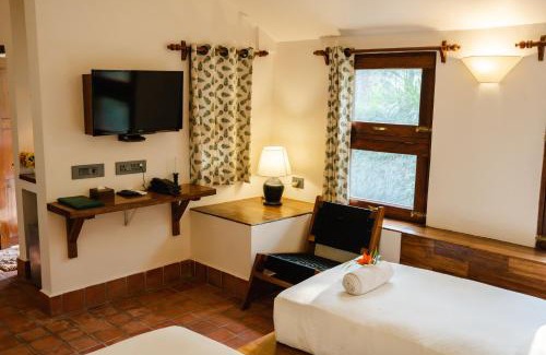 Kurintar Station Balnéaire | Riverside Springs Resort