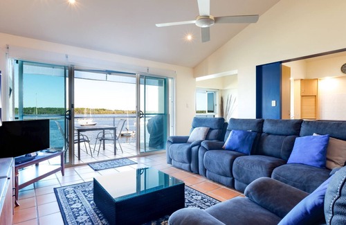Iluka Appartement | Riverview Apartment 2.6 - Enjoy the best of riverside living