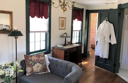 Deep River Center Lit Et Petit-Déjeuner | Riverwind Inn Bed & Breakfast