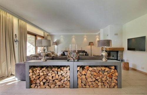 Champery Appartement | Rives Reines, Spacious, Cable Car 4 Min Walk