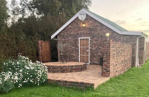 Bonnievale Appartement | Rivier-Plesier Cottage at Riggton River Farm