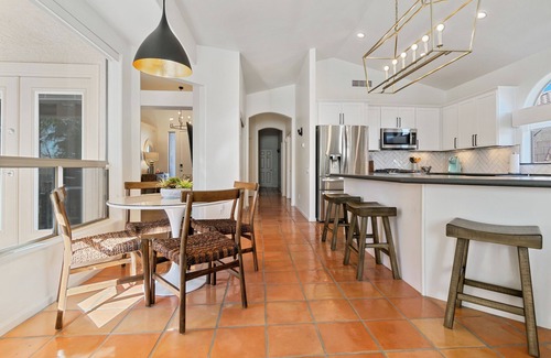 Desert View Village Maison | Roadrunner by LuxeKey: Cave Creek w/Pool and Desert Views