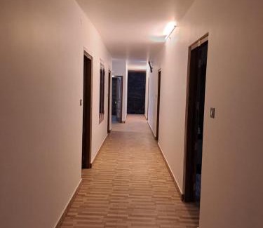 Elappara Cabine | Roadway Inn