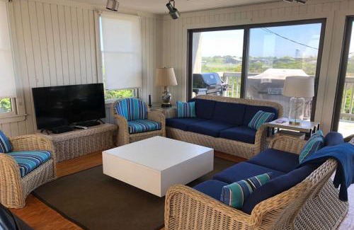 Ocean Beach Maison | Robbins Rest Retreat