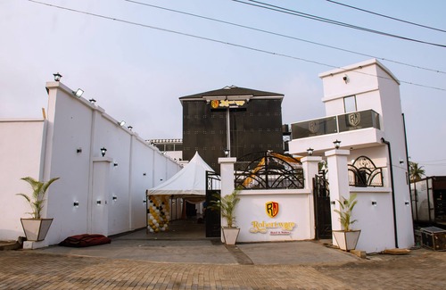 Ondo Hôtel | Robertware Hotel and Suites