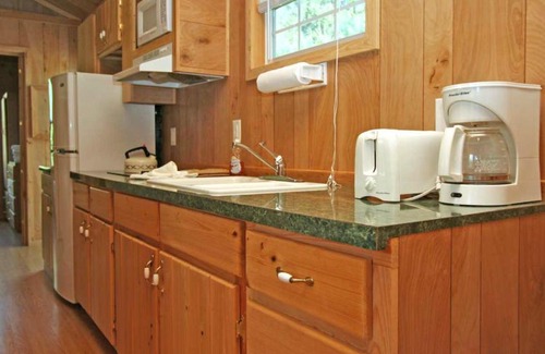 Lenhartsville Autre | Robin Hill Camping Resort Premium Cottage 1