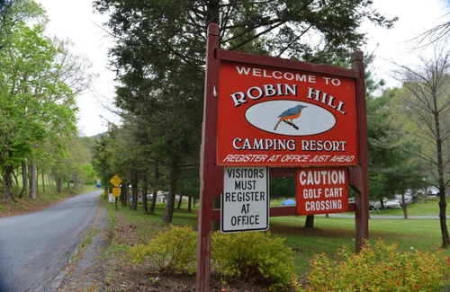 Lenhartsville Autre | Robin Hill Camping Resort Premium Cottage 9