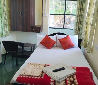 Yercaud Maison | ROBIN HILL RESORT INN Yercaud