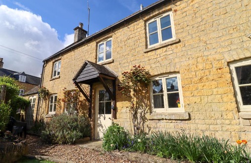 Bourton Maison | Robins Nest