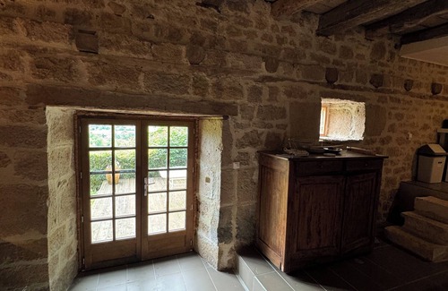 Cavagnac Maison | Rocamadour-Padirac. House 2 Bedrooms. Sleeps 5. Charming.