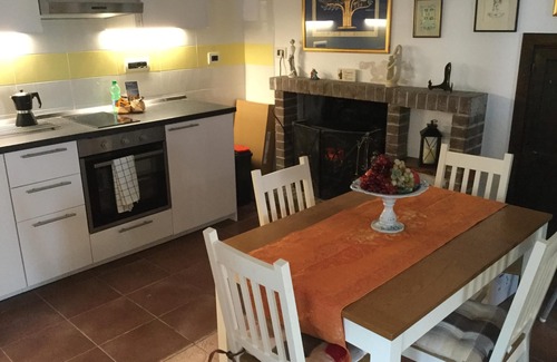 Roccascalegna Maison | Apricot House Roccascalegna