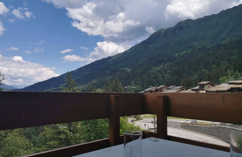 Les Avanchers-Valmorel Appartement | Le Roche Combe 10 - Agréable studio divisible offrant une magnifique vue sur la vallée
