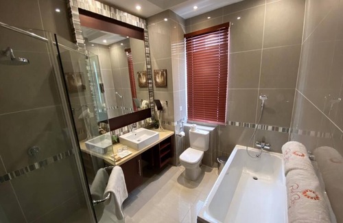 Nkwatia Hôtel | Rock City Hotel