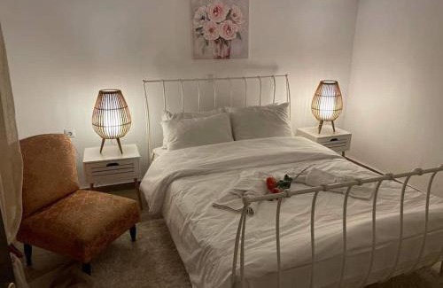 Drama Appartement | Rock House Villa