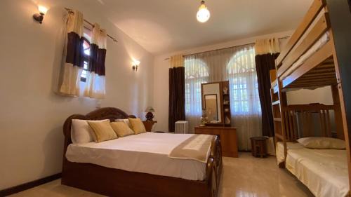Katugastota Maison | Rock House Villa