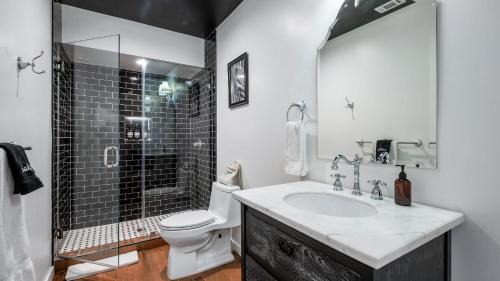 Hollywood Hôtel | Rock n Roll by AvantStay Vibey 2BDR in Prime Hollywood Steps to Attractions