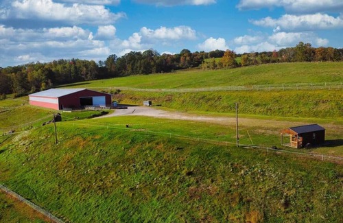 Barton Cabine | Rockin N Retreat