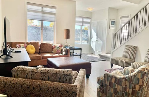 Keith Maison | Rockland Park Home: 3 BR, Easy Access to Banff