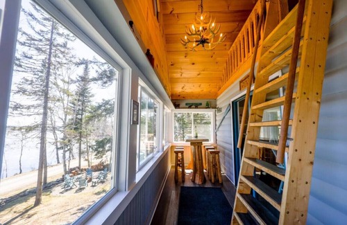 Northeast Somerset Cabine | Rockwood Hills · Lake House: Private Dock | Pet-Friendly | Kayaks | Fire-Pit