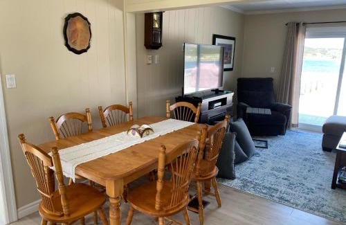 Rocky Harbour Maison | Rocky Harbour Oceanfront
