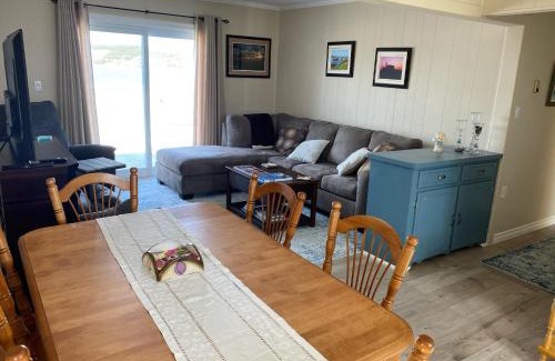 Rocky Harbour Maison | Rocky Harbour Oceanfront