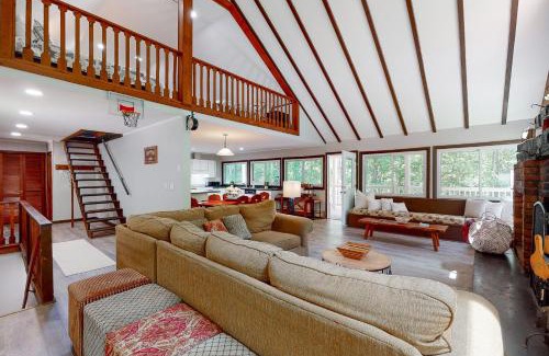Stratton and Bromley Ski Areas Maison | Rocky Red