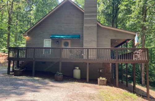 Cleveland Maison | Rocky Road Hideaway - Cabine confortable dans les bois. Près de Helen et Dahlonega