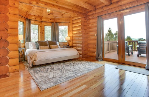 Wapwallopen Cabine | Rocky Top Cabin | Mtn Views w/ HOT TUB + Pool!