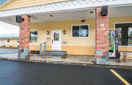 Bellows Falls Hôtel | Rodeway Inn Bellows Falls