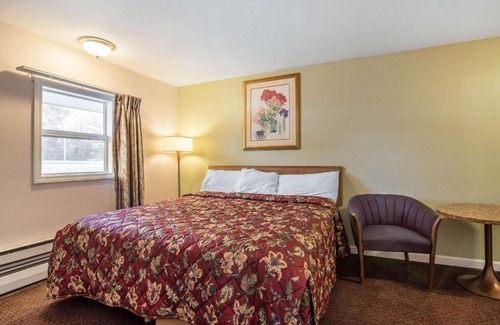 Bellows Falls Hôtel | Rodeway Inn Bellows Falls