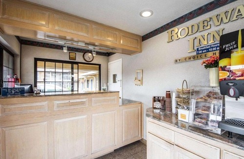 North Fremont Street Hôtel | Rodeway Inn Monterey Near Fairgrounds