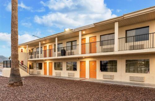 Westown Commercial Center Hôtel | Rodeway Inn Phoenix North I-17