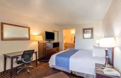 Metro North Corporate Park Hôtel | Rodeway Inn Phoenix North I-17