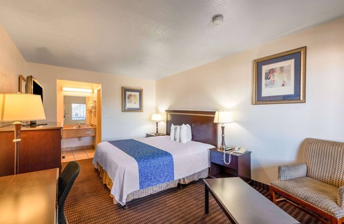 Metro North Corporate Park Hôtel | Rodeway Inn Phoenix North I-17