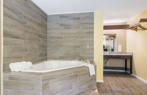 Monroeville Hôtel | Rodeway Inn & Suites Monroeville - Pittsburgh