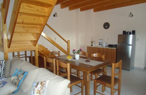 Paliki Cottage | RODIES COTTAGE ΜΟΛΙΣ 3 ΩΝ ΠΕΤΑΝΩΝ