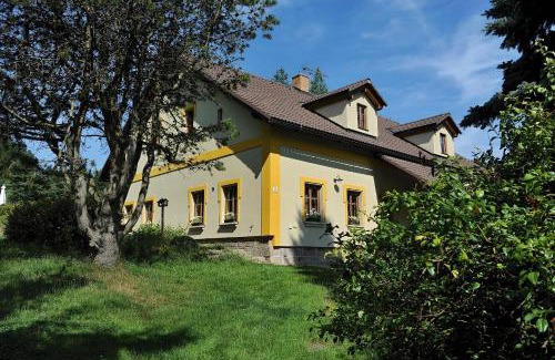 Mostek Maison | Rodinné ubytování Debrné