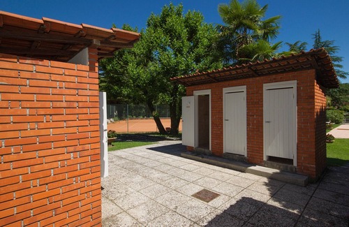Ispra Appartement | Rododendro Rosso