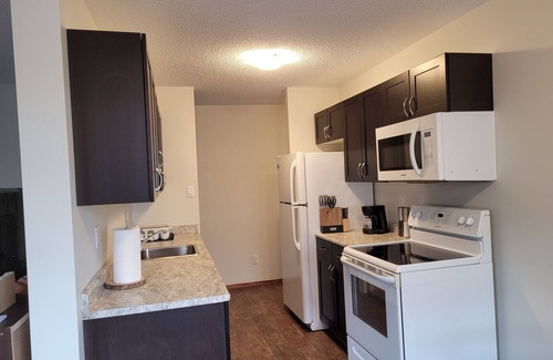 West Edmonton Appartement | ROGERS Place✅️COMMONWEALTH Stadium✅️KINSMEN Sports Centre✅️King, 2 twins+