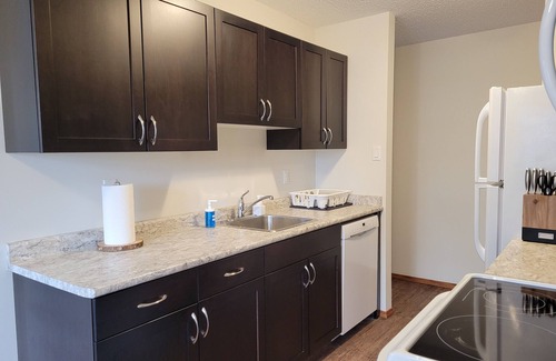 West Edmonton Appartement | ROGERS Place✅️COMMONWEALTH Stadium✅️KINSMEN Sports Centre✅️King, 2 twins+