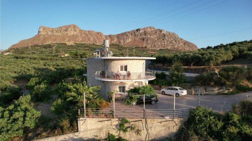 Faleliana Appartement | Rokka Pyrgos Amazing View - Maistros